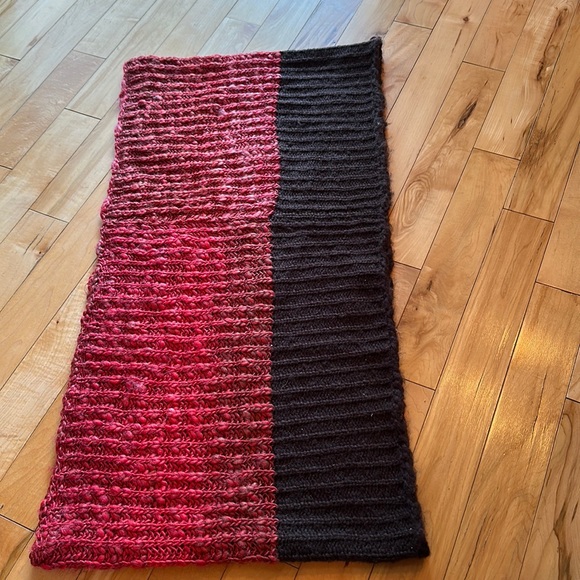 Free People Infinity Scarf - Picture 1 of 5